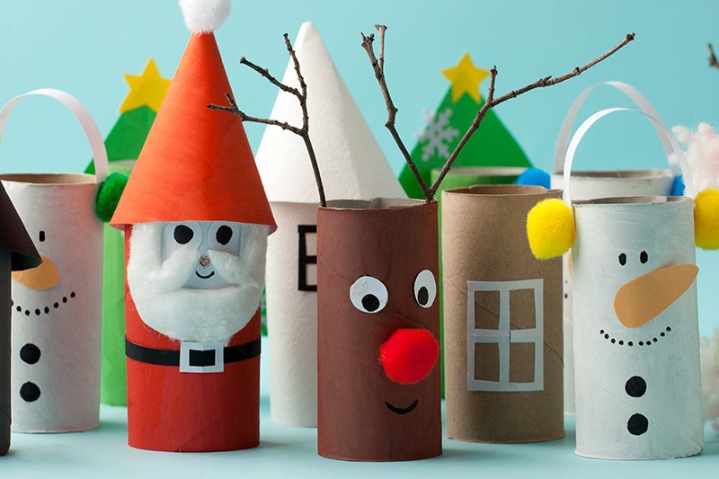 DIY christmas decoration with origami paper, cardboard rolls and paint