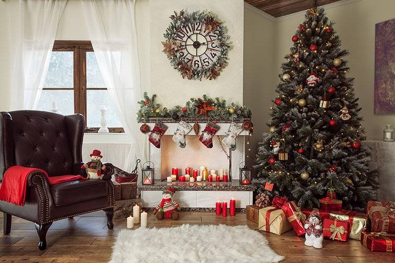 Hanging christmas decoration ideas for living room for a festive vibe
