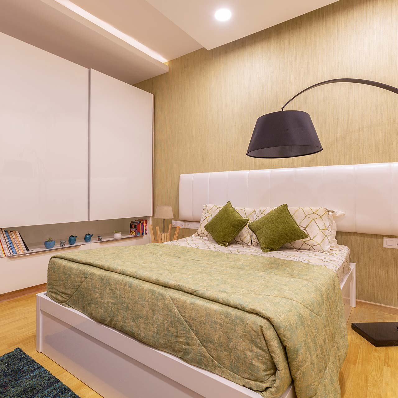 Pick The Right Bed And Mattress For Master Bedroom